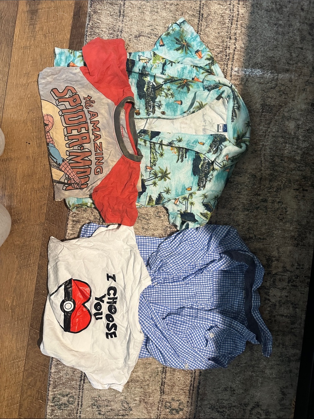 Boys size small tops lot.